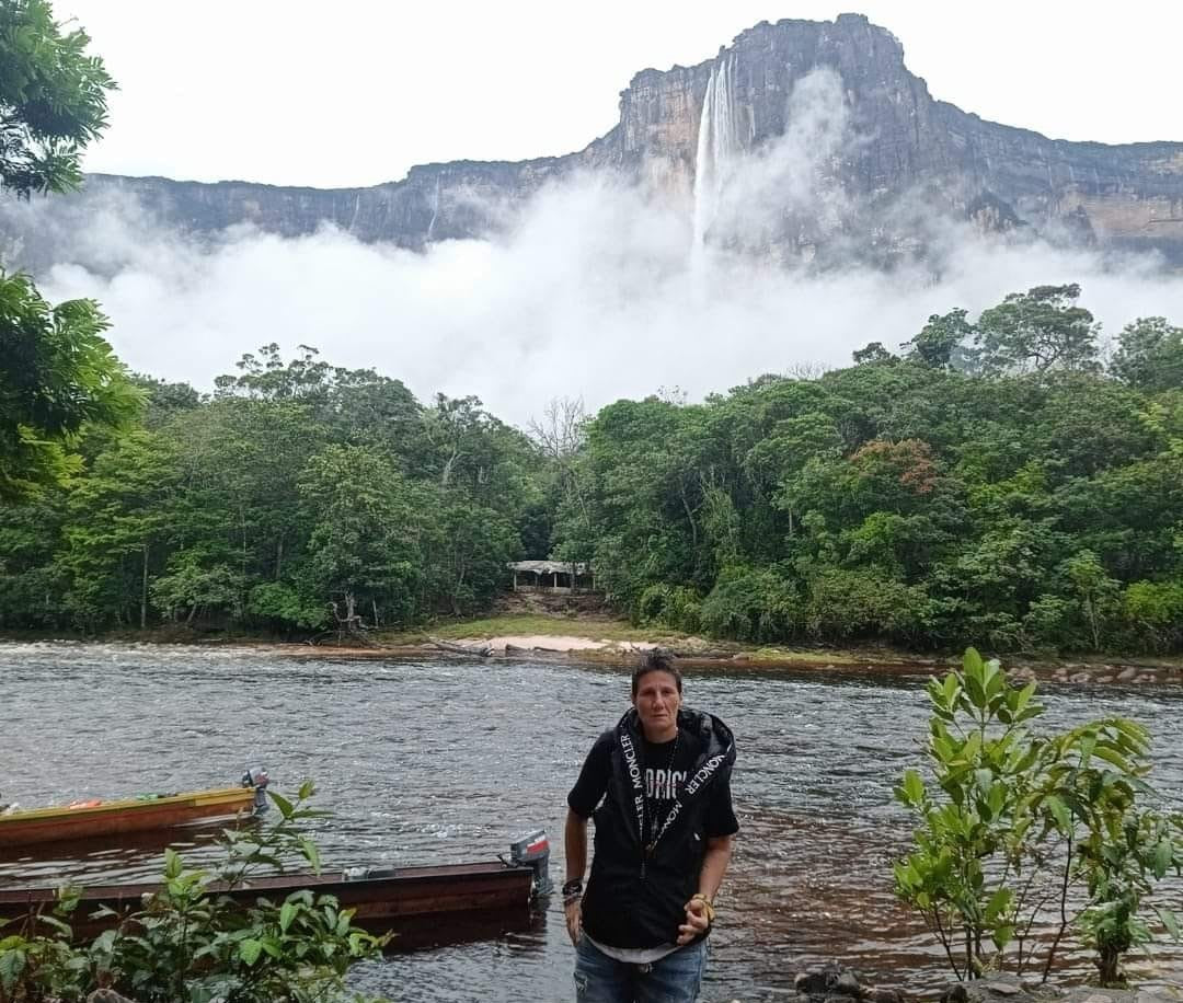 Венецуела – Гледки от Рая – падащите от небесата води на най-високият водопад в света Анхел и делтата на Ориноко